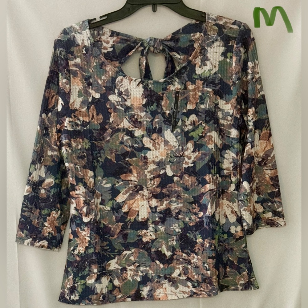 Elegant Floral Women's Blouse